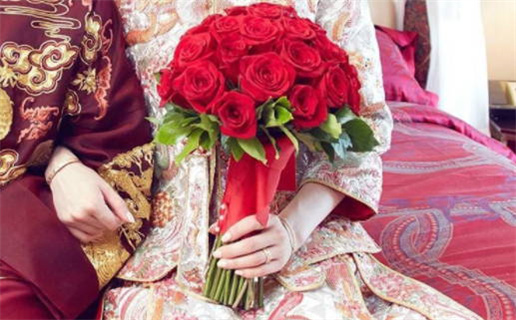 2025年农历七月十六结婚黄道吉日 今日办婚礼好不好