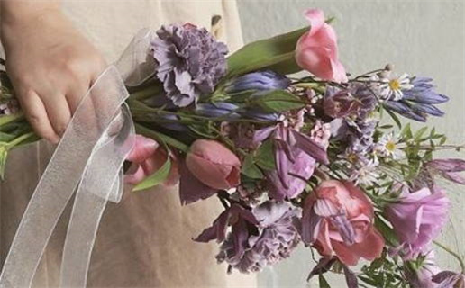 2025年09月05日领证吉日查询 今日登记领证好吗