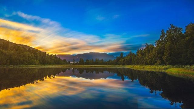 男孩戌时出生是啥命