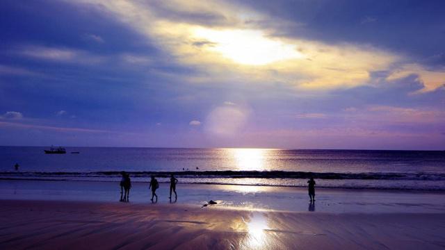 本命年为什么要穿红色的 红色代表吉祥 本命年为什么要穿红色的 红色代表吉祥