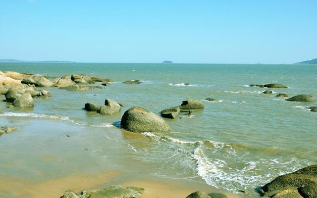 孙悦八字命理解析