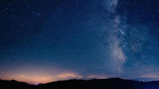 比较粗心的八字女命 比较粗心的八字女命